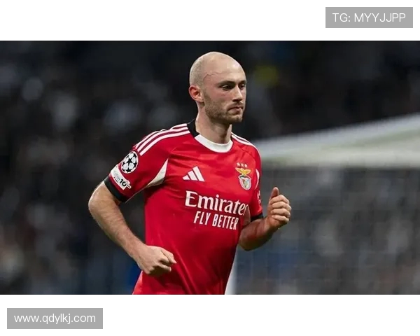 拜仁锁定本菲卡17岁后卫班贾奎或成吉瓦罗雷德接班人